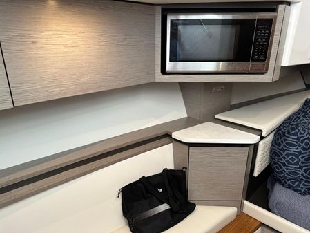 Tiara Yachts 43 LS image