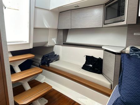 Tiara Yachts 43 LS image