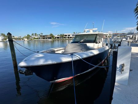 Tiara Yachts 43 LS image