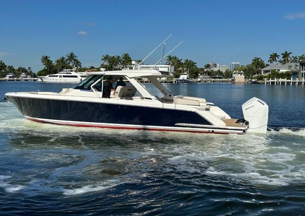 Tiara Yachts 43 LS image