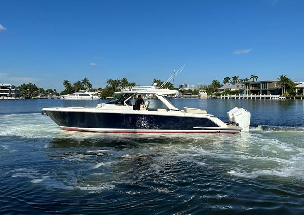 Tiara Yachts 43 LS image