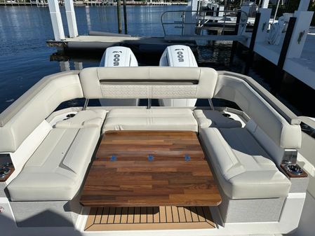 Tiara Yachts 43 LS image