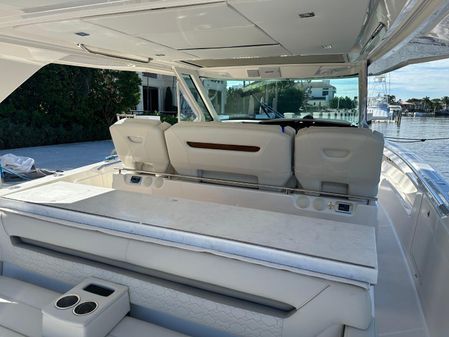 Tiara Yachts 43 LS image