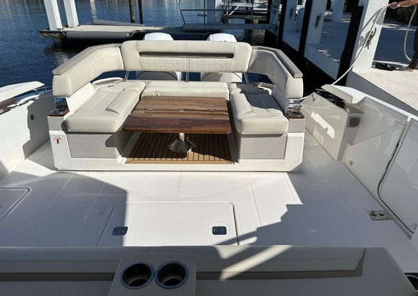 Tiara Yachts 43 LS image