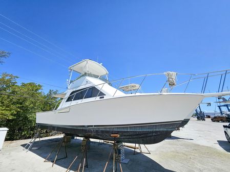 Cabo 35 Flybridge Sportfisher image