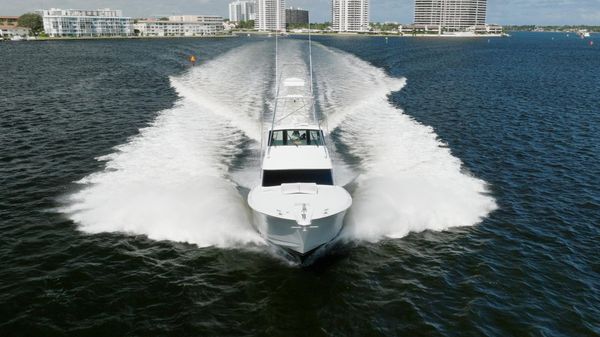 Hatteras 60 Convertible image