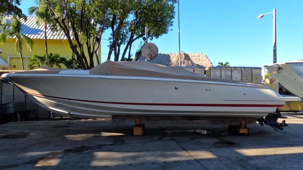 Chris-Craft Launch 32