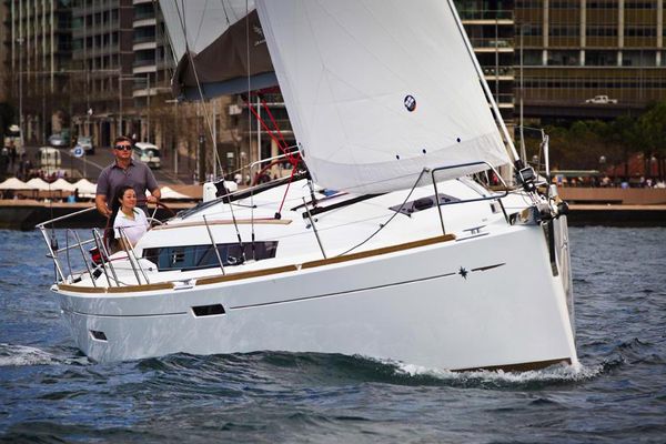 Jeanneau Sun Odyssey 389 - main image