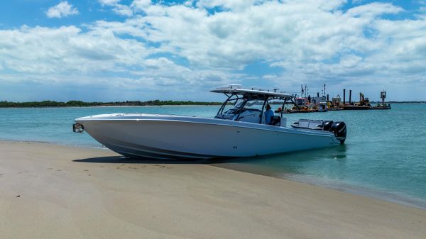 Nor-Tech 392 Super Fish Center Console image