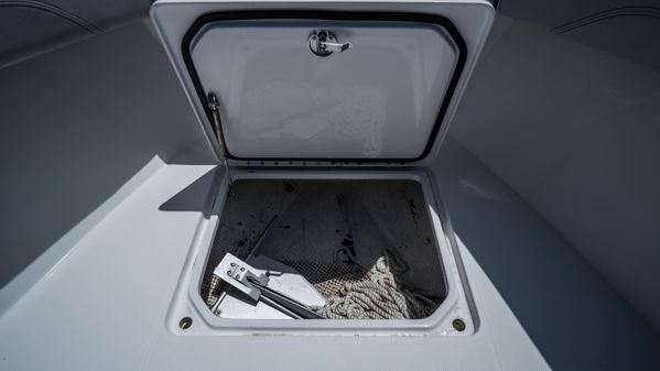 Nor-Tech 392 Super Fish Center Console image