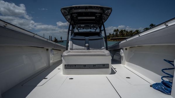 Nor-Tech 392 Super Fish Center Console image