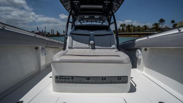 Nor-Tech 392 Super Fish Center Console image