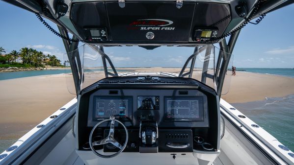 Nor-Tech 392 Super Fish Center Console image