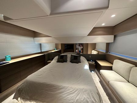 Ferretti Yachts 500 image