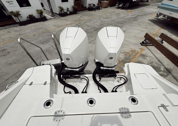 Boston Whaler 280 Dauntless image