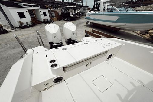 Boston Whaler 280 Dauntless image