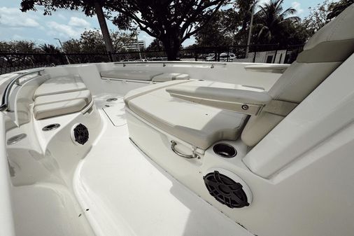 Boston Whaler 280 Dauntless image