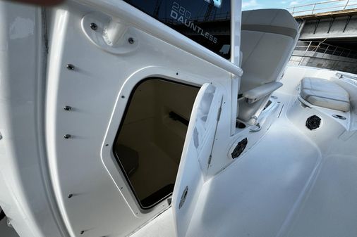 Boston Whaler 280 Dauntless image