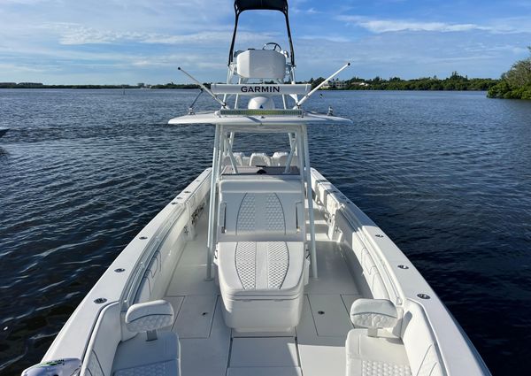 Contender 39-ST-CENTER-CONSOLE image