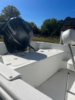 Carolina Skiff 218 DLV image