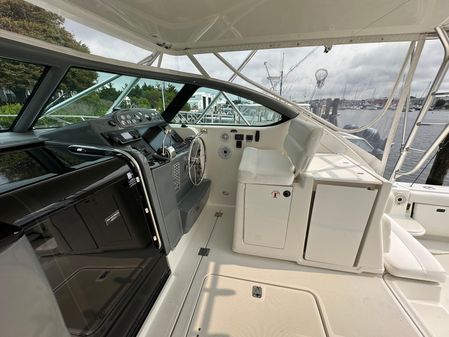 Tiara Yachts 3800 Open image