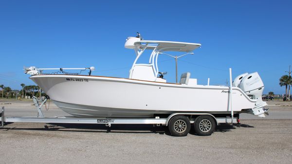 Front Runner 26 Center Console 