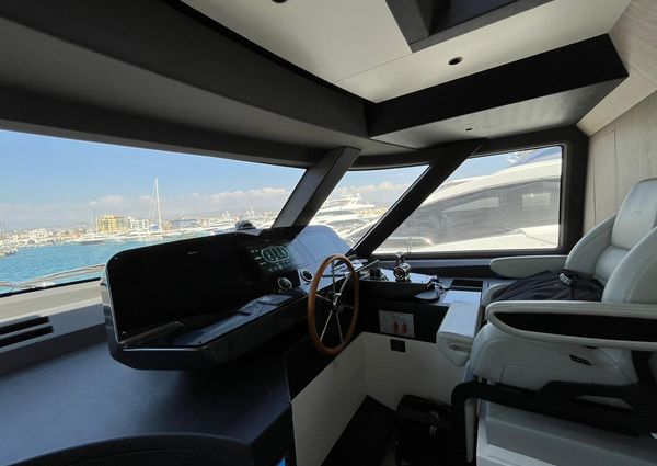 Azimut Magellano 25M image