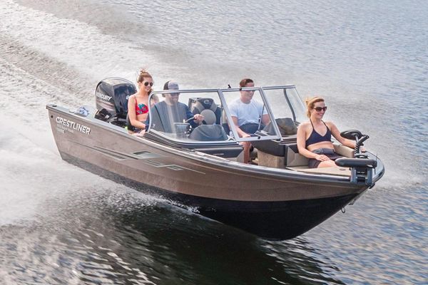 Crestliner 1750 Super Hawk - main image