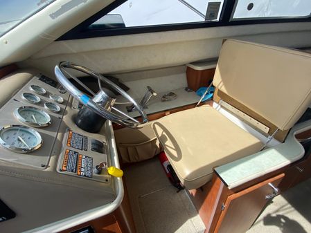 Bayliner 288-COMMAND-BRIDGE image