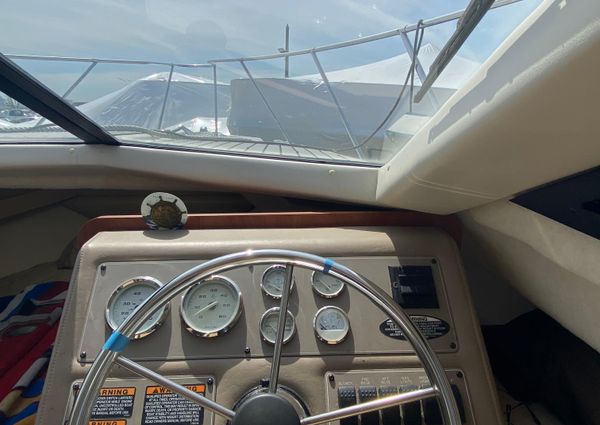 Bayliner 288-COMMAND-BRIDGE image