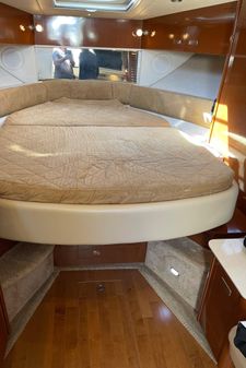 Sea Ray 370 Sundancer image