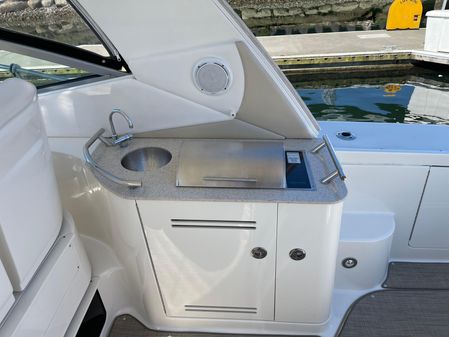 Sea Ray 370 Sundancer image