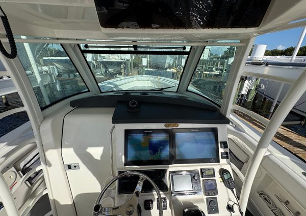 Boston Whaler 370 Outrage image