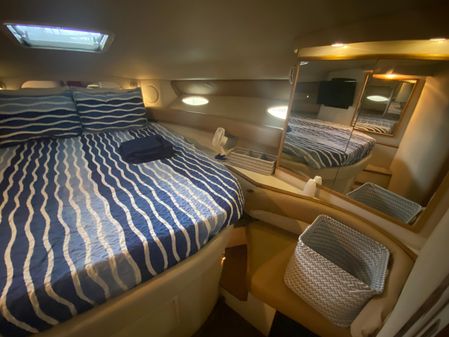 Sea Ray 370 Sundancer image