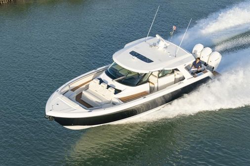 Tiara Yachts 48 LS image