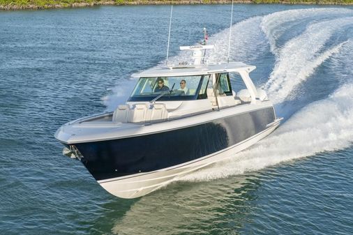 Tiara Yachts 48 LS image