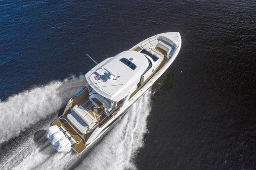 Tiara Yachts 48 LS image