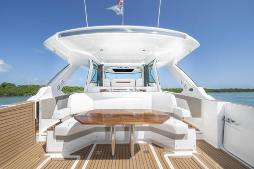 Tiara Yachts 48 LS image