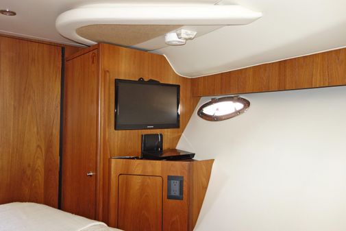 Tiara Yachts 3100 Coronet image