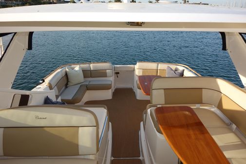 Tiara Yachts 3100 Coronet image