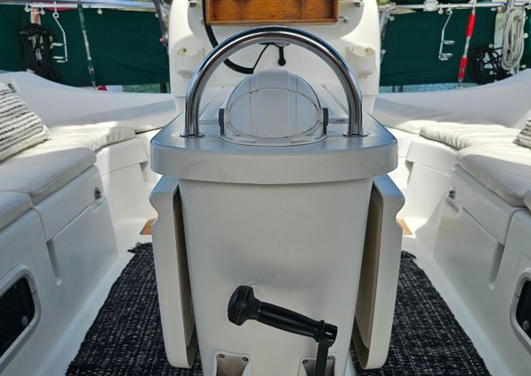 Beneteau 440 image