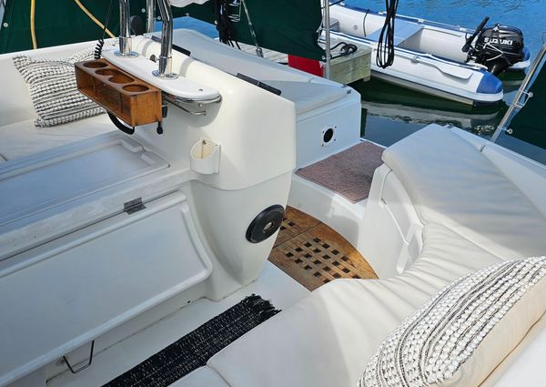 Beneteau 440 image