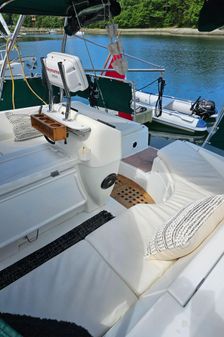 Beneteau 440 image