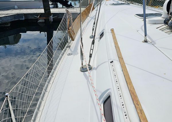 Beneteau 440 image