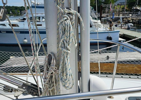 Beneteau 440 image