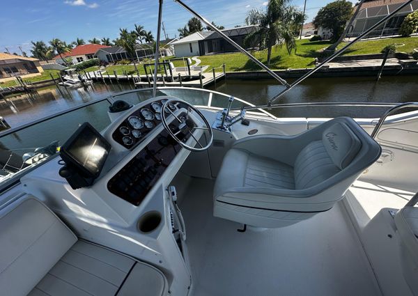 Bayliner 3258-CIERA-COMMAND-BRIDGE-DX image