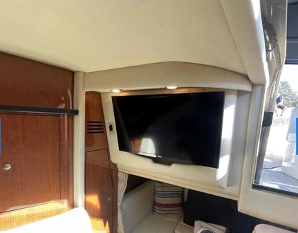 Sea Ray 320 Sundancer image