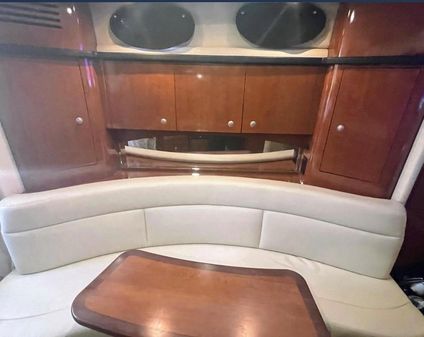 Sea Ray 320 Sundancer image