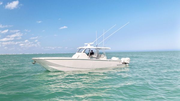Barker Boatworks 40 HPC