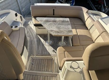 Sea Ray Sundancer 350 Coupe image